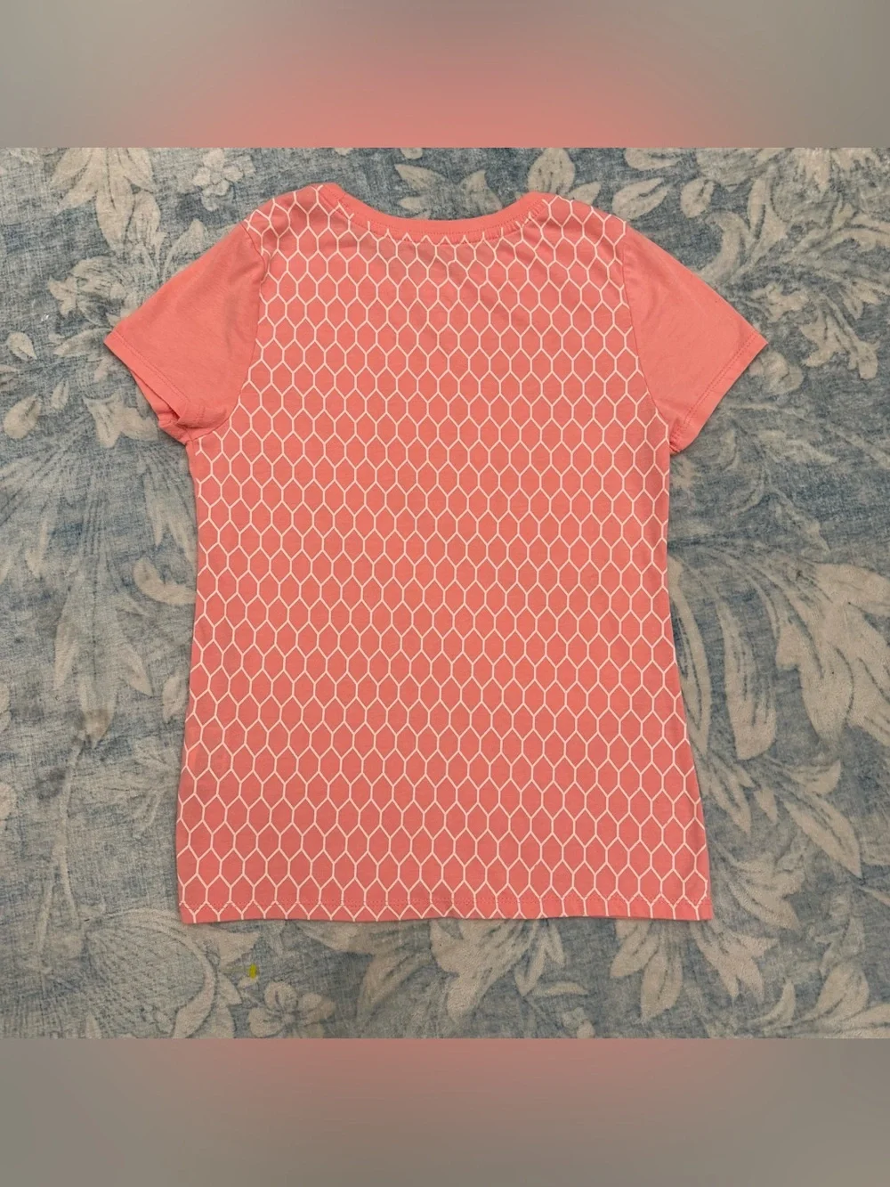 Nike athletic wear Girls' Pink Logo Tee size L